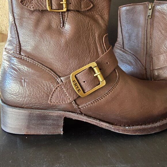 Frye Boots brown sz 11B (booties snootiest)